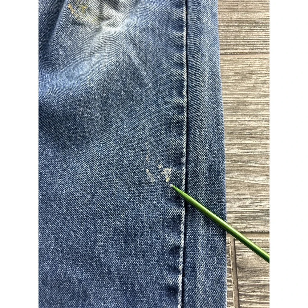 LEVI'S STRAUSS & CO Men's 521 02 Straight Regular Jeans Size W33 L34